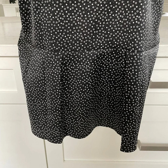 Tommy Hilfiger Sleeveless Collared Print Top w Keyhole Black + White Sz M NWOT - Picture 5 of 13